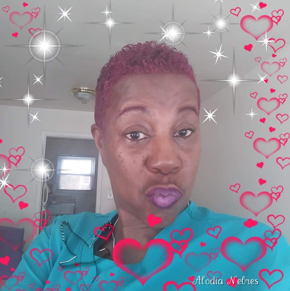 Meet your Posher, Roxie - Picture 1 of 1